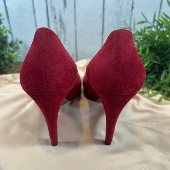 Prada Women's Red Suede leather Pumps Heels Size 38 US 8 - Picture 4 of 9